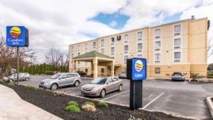 Photo of the Comfort Inn Mechanicsburg-Harrisburg Exterior